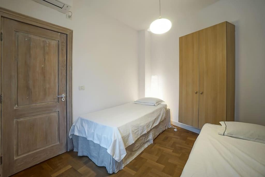 Central Apartment - Nido'S Area Bukares Bagian luar foto